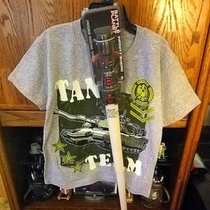 💖Boy's T-Shirt w/Free Toy
